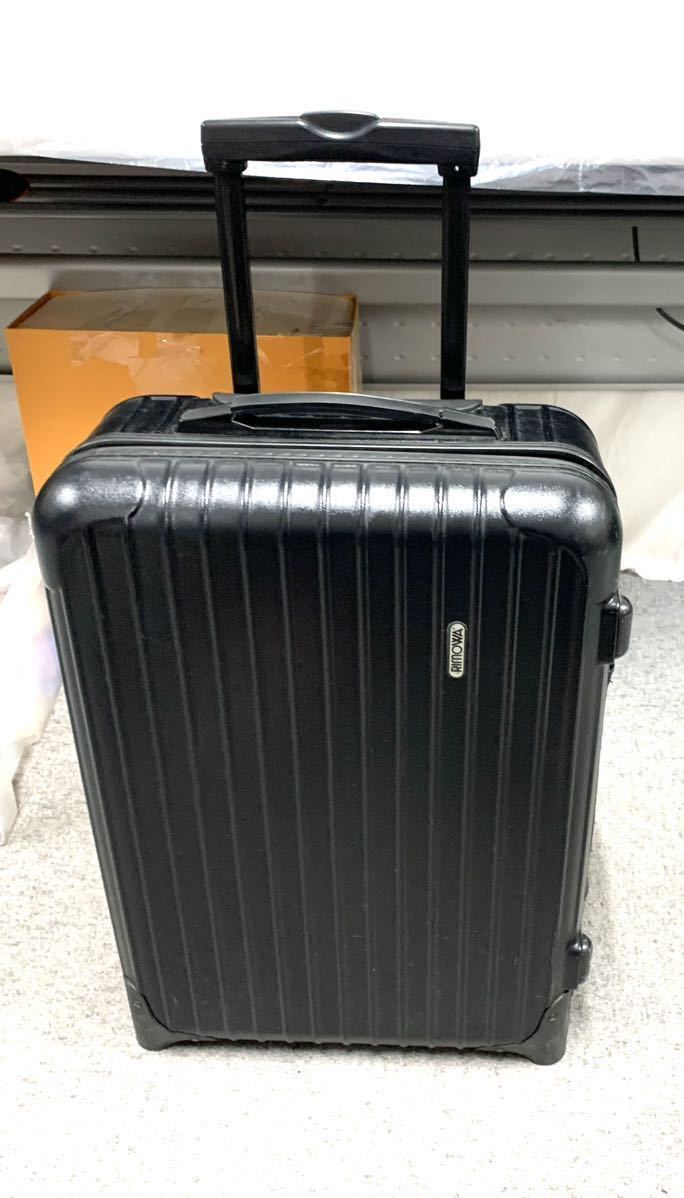 【直接引取可】 訳あり 容量不明 引手欠損 RIMOWA リモワ スーツケース キャリーケース ブラック 系 現状品 カ4_画像1