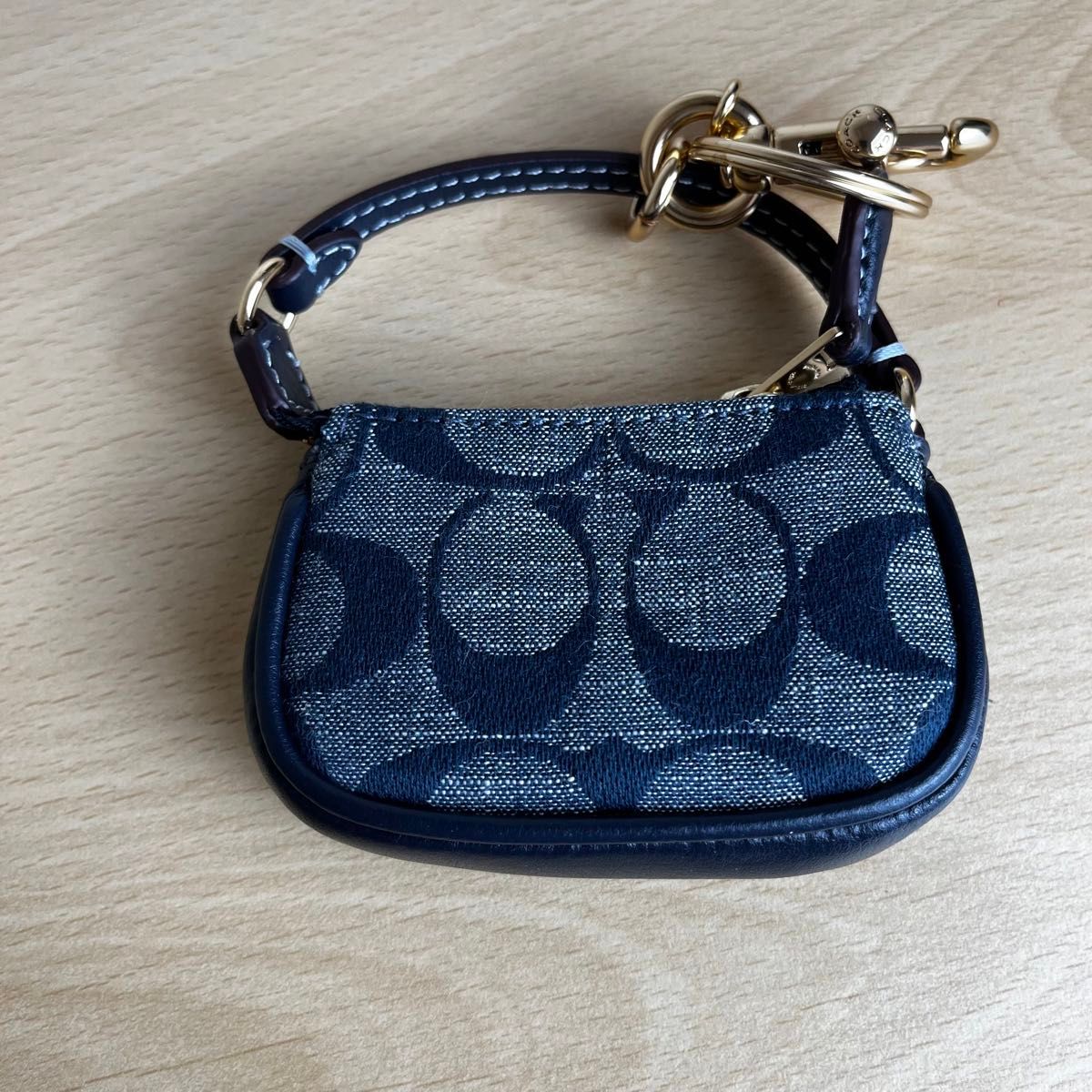 新品同様 COACH コーチ バッグチャーム ミニノリータ 新品同様 COACH コーチ バッグチャーム ミニノリータ