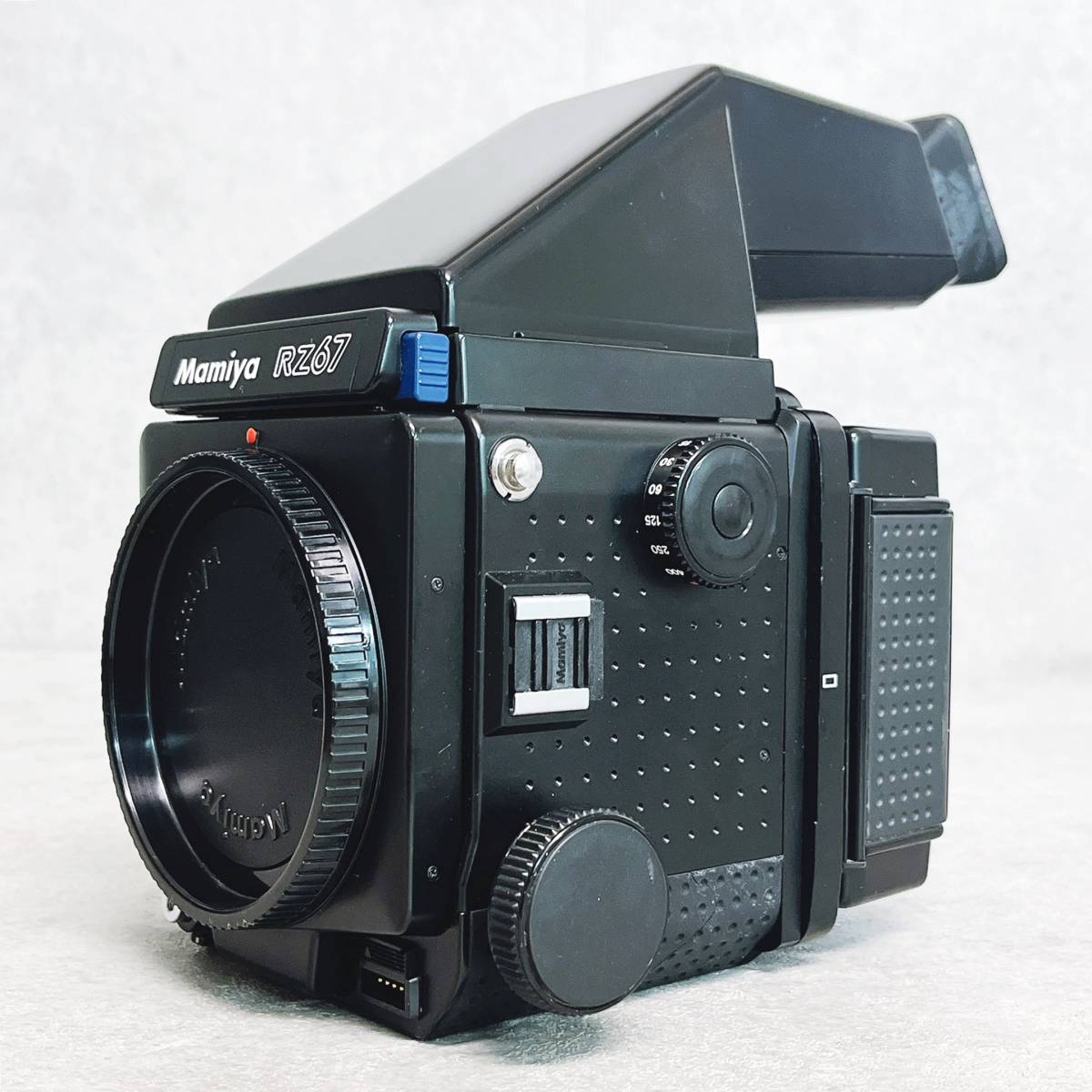 豪華セット マミヤ RZ67 PROFESSIONAL 中判カメラ ボディ / PD プリズムファインダー / 120 フィルムバッグ付き _画像1