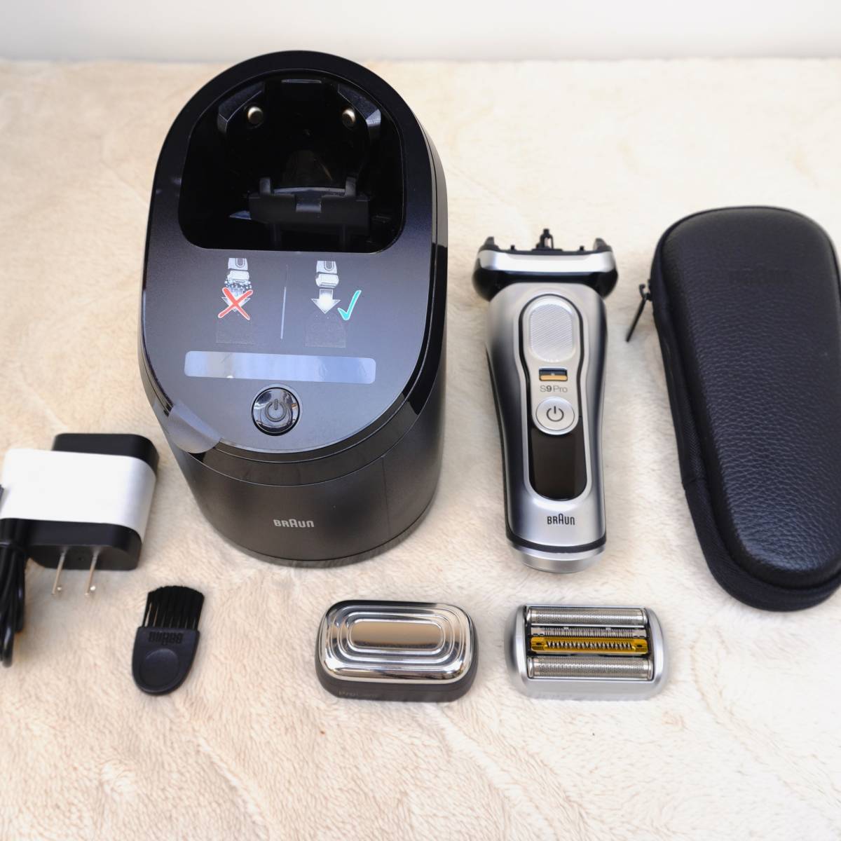Yahoo!オークション - BRAUN シリーズ9 Pro シェーバー ”美顔器 Yahoo!オークション - BRAUN シリーズ9 Pro シェーバー ”美顔器
