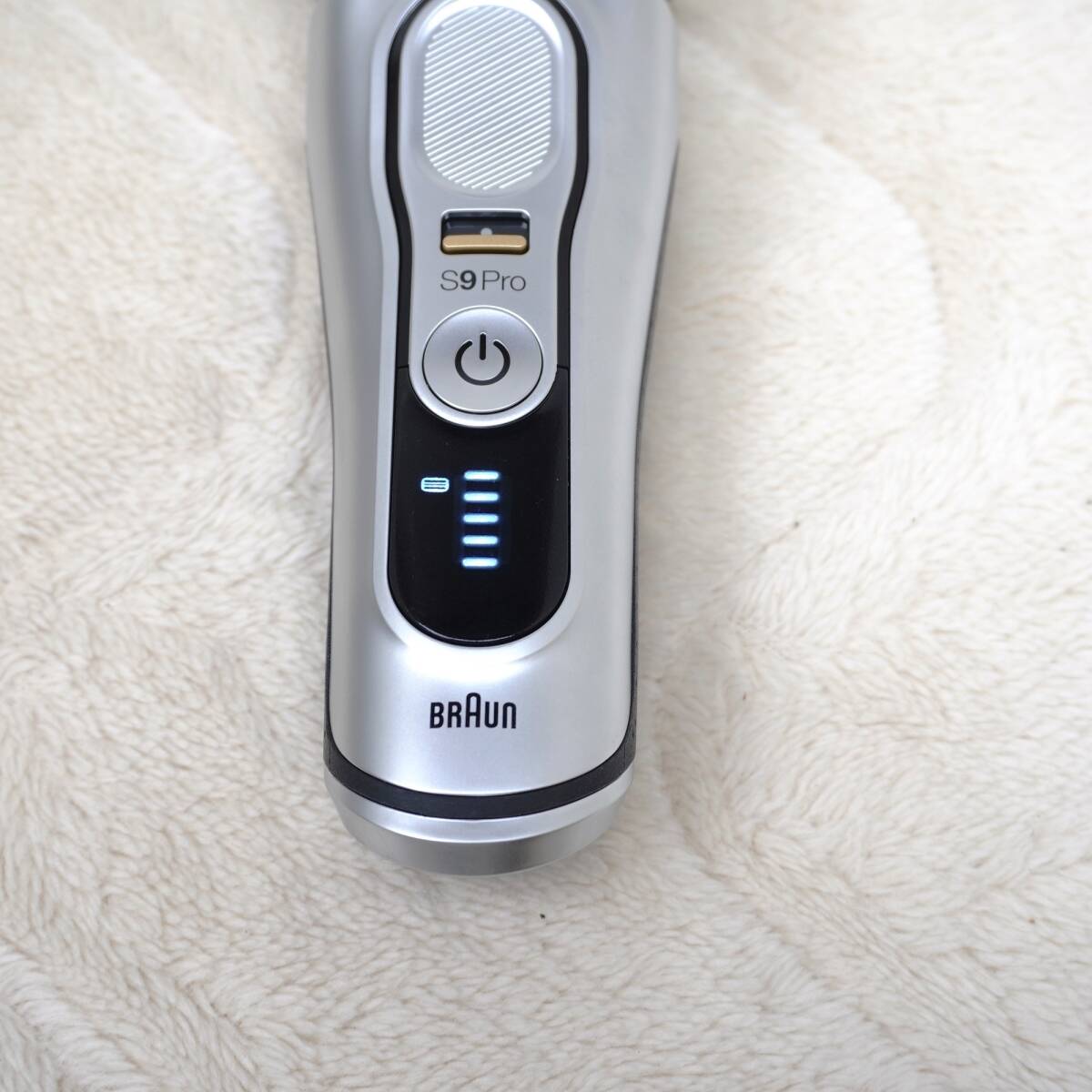 8365円 【未使用】BRAUN シリーズ9 Pro 電気シェーバー ☆洗浄器 8365円 【未使用】BRAUN シリーズ9 Pro 電気シェーバー ☆洗浄器
