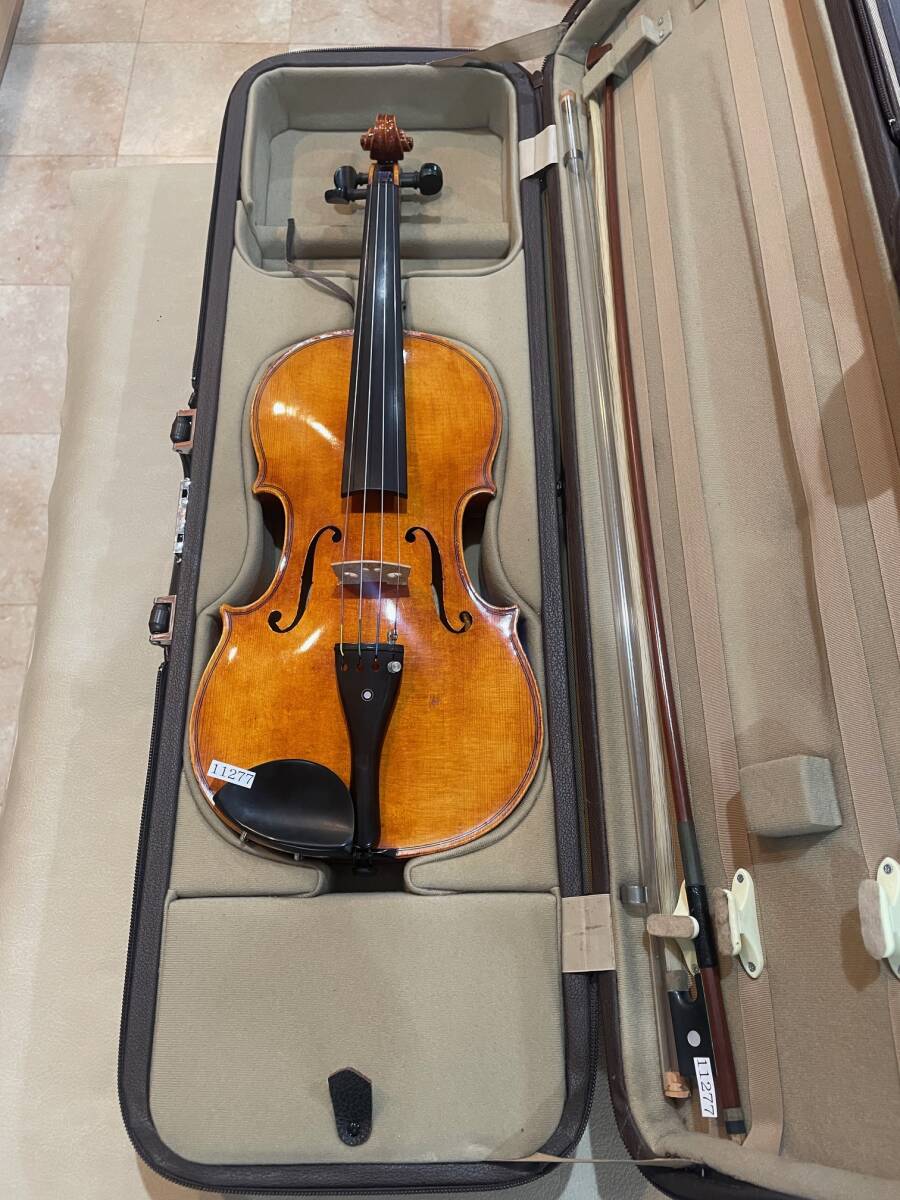 バイオリン【楽器店出品】ヨーロッパ製Copy of Antonius Stradibarius　4/4 完全整備済！杉藤製弓とハードケースが付属でお得なセットに！