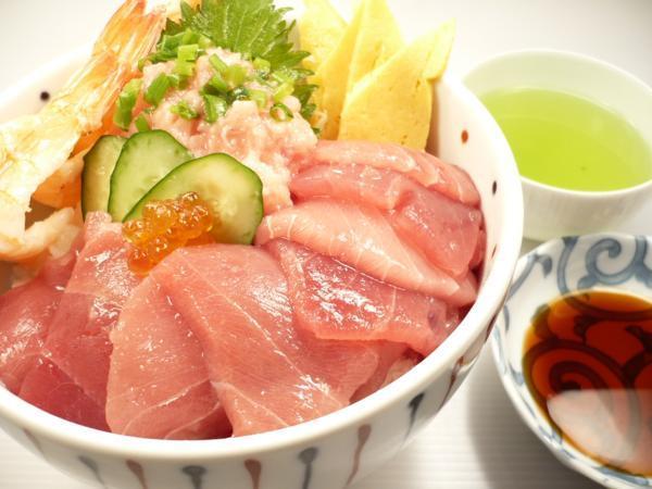 1【Max】訳あり マグロの切り身！海鮮丼に最高です！ 1円_鉄火丼も5人前は軽く出来ます！