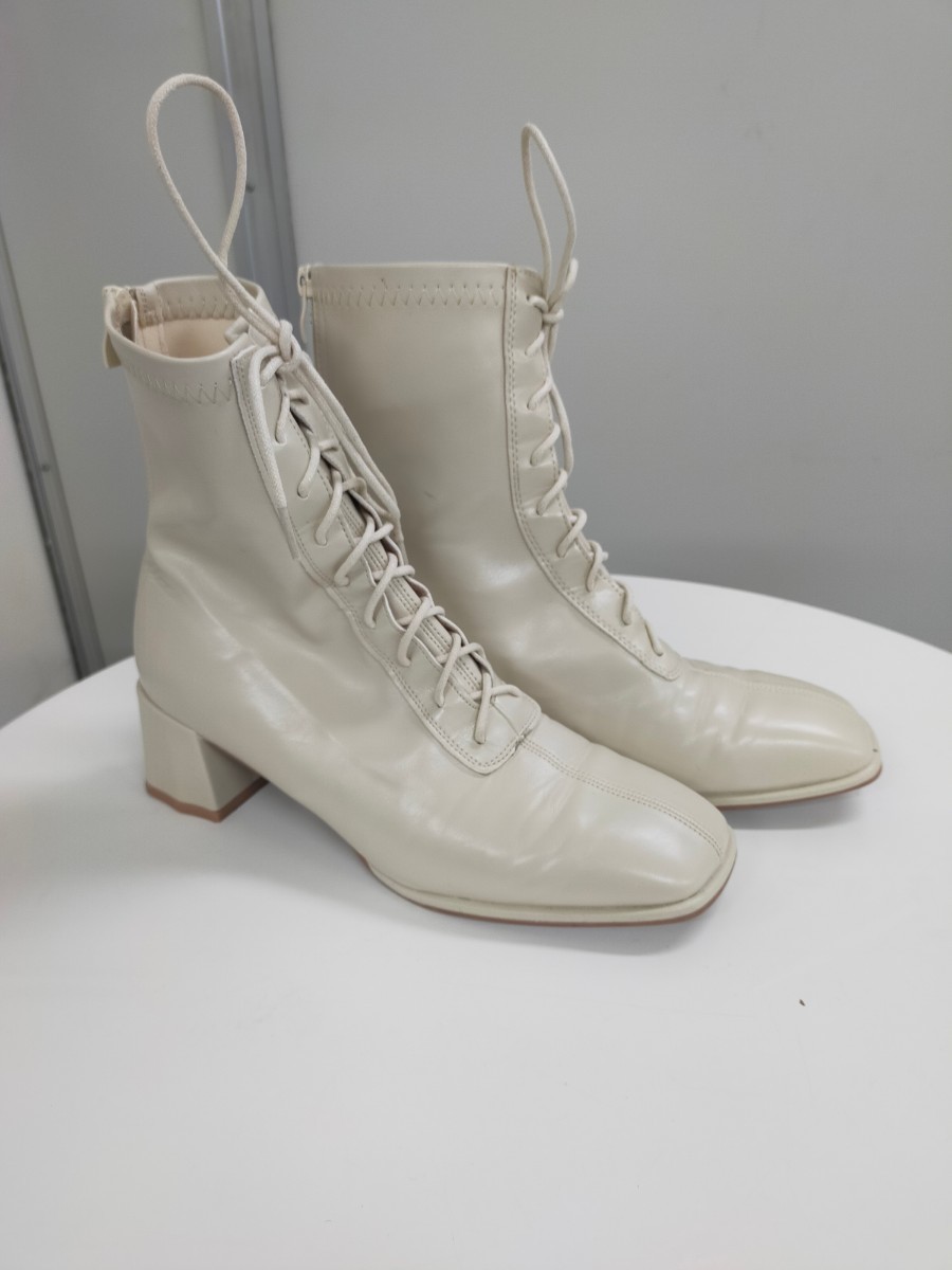  beige short boots 