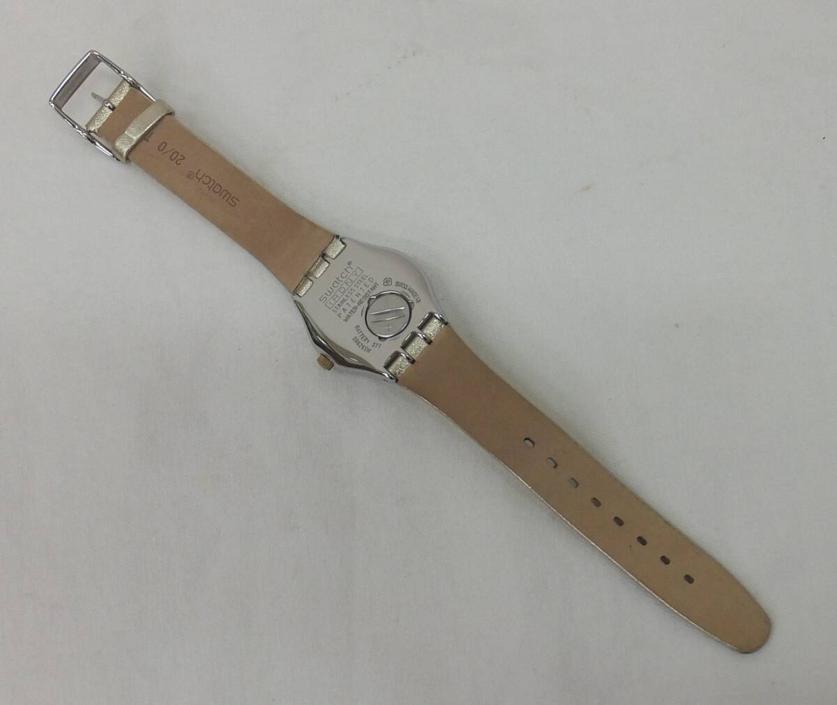 【中古動作品】★swatch IRONY アイロニー 3針クォーツ レディース腕時計 AG2015 SWISS MADE 金文字盤/ベルトの画像6