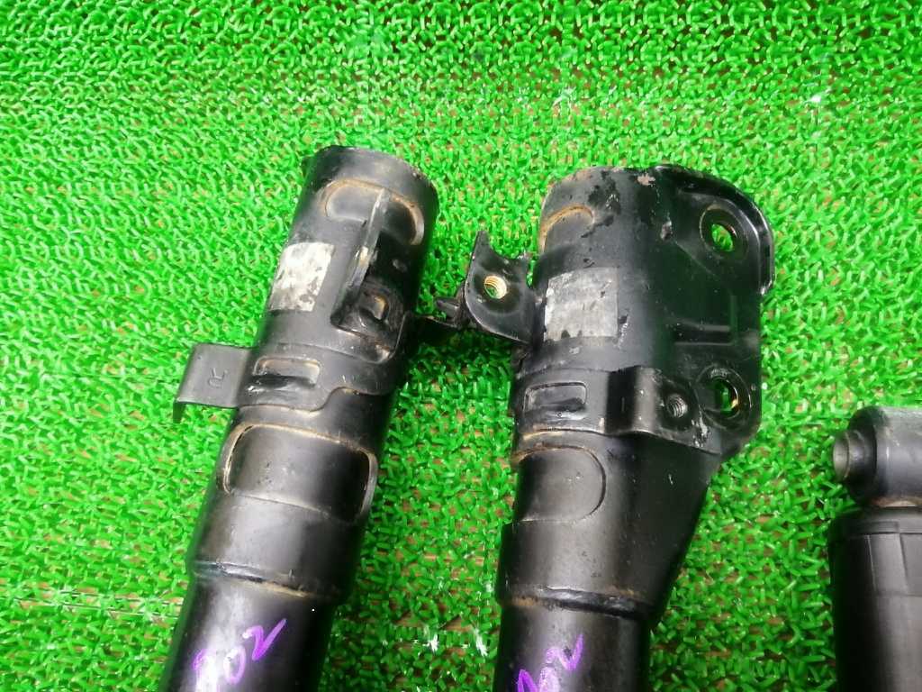 2 Hijet S331V S320V S330V S321V S331V original suspension left right strut leak none rear shock absorber 