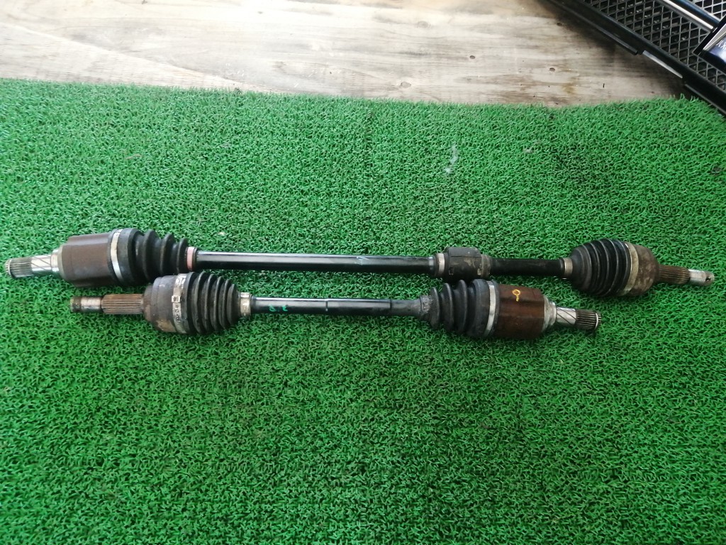  Nissan March AK12 drive shaft left right boots crack none noise none 