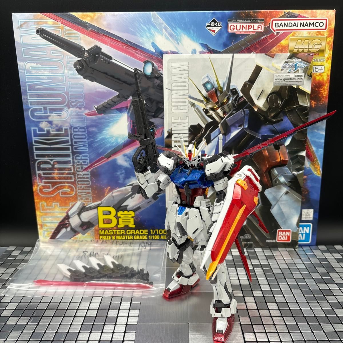MG エールストライクガンダム B賞ソリッドクリア 全塗装完成品 MG エールストライクガンダム B賞ソリッドクリア 全塗装完成品