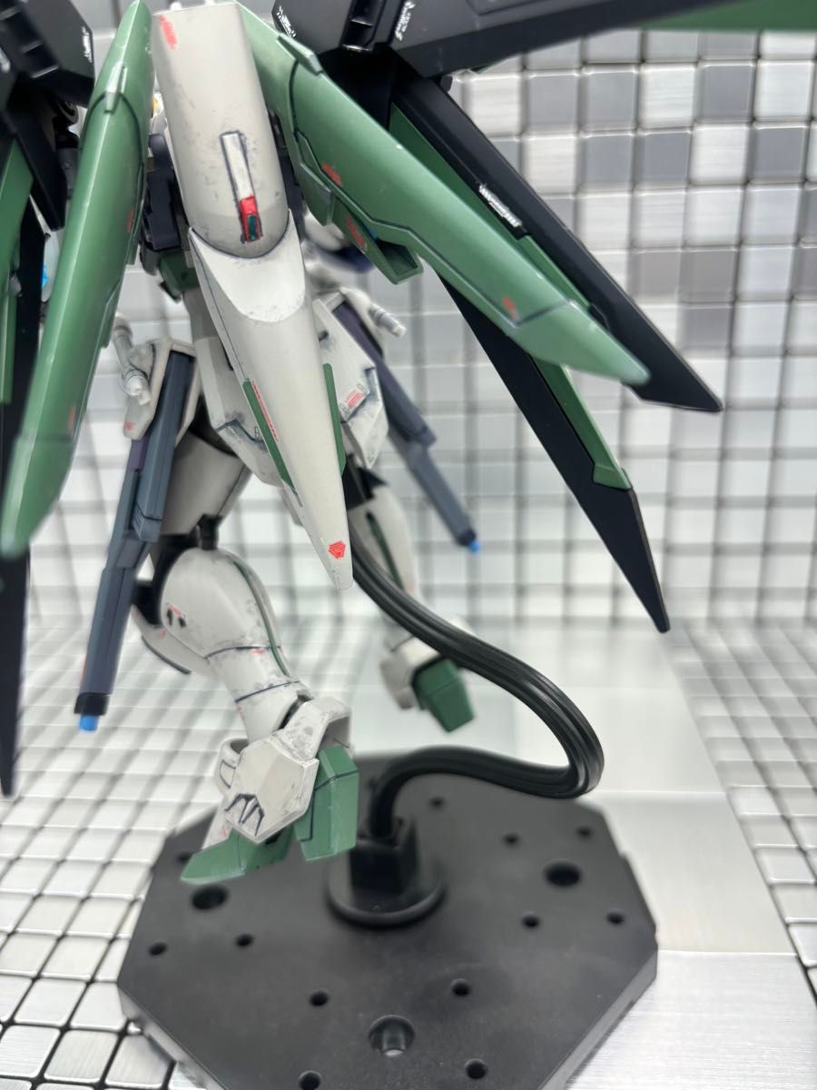 全塗装完成品 HG ライジングフリーダムガンダム リアルタイプ 全塗装完成品 HG ライジングフリーダムガンダム リアルタイプ