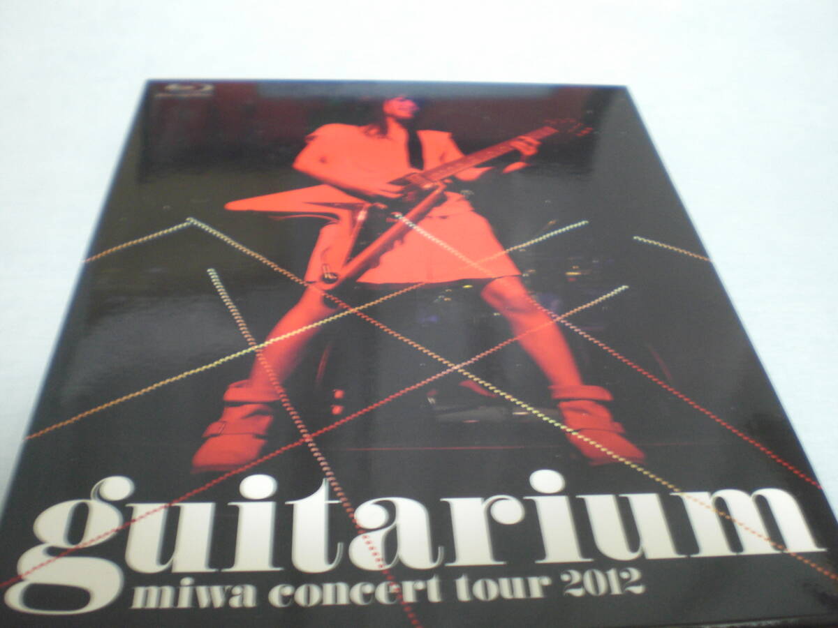 Blu-ray miwa 初回生産限定盤 guitarium miwa concert tour 2012 ブックレット付き Blu-rayは美品_画像1