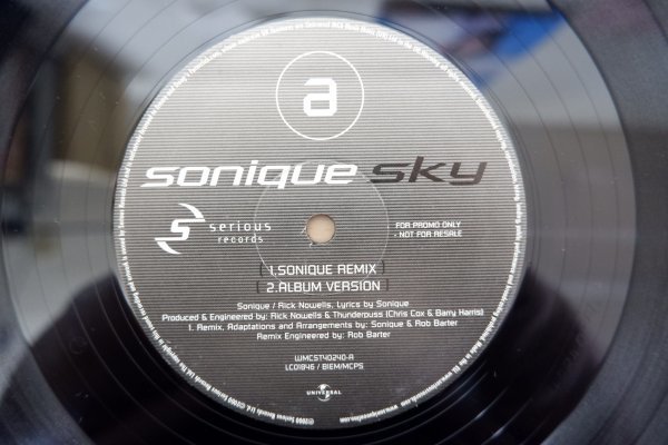 C3-242<12inch/ прекрасный запись >Sonique / Sky