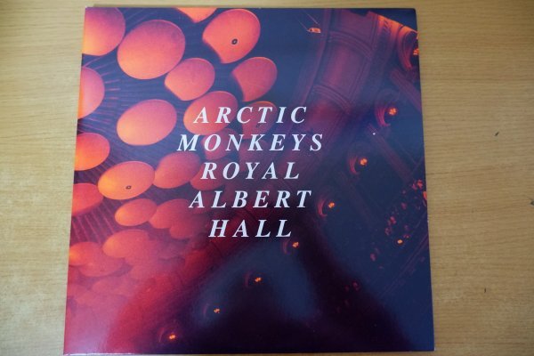 F3-031＜2枚組LP/クリア盤/美品＞Arctic Monkeys / Live At The Royal Albert Hall_画像1