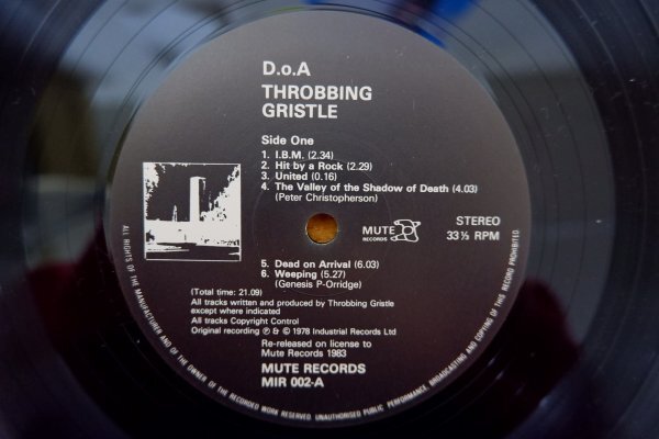 F3-106＜LP/MIR002/美品＞Throbbing Gristle / D.o.A. The Third And Final Report_画像4