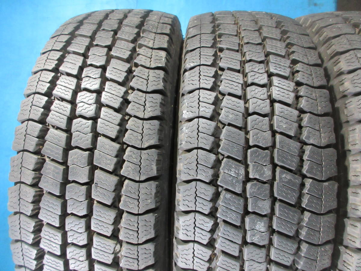 TOYO DELVEX M934 215/65R15 110/108L LT 4本 №07301 室内保管 トラックタイヤ 冬タイヤ スタッドレスタイヤ 冬用の画像2