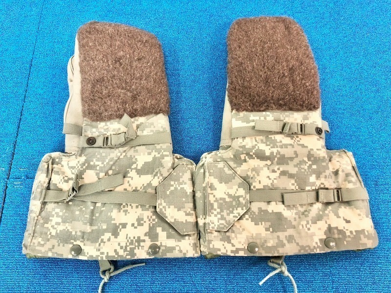 【米軍放出品】☆ACU ミトン 手袋 Mサイズ 極寒地用 ウール 防寒 グローブ ミリタリー キャンプ アウトドア (80)☆BA12EK-77_画像4