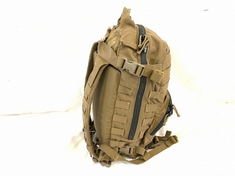 【米軍放出品】☆USMC アサルトパック バックパック リュックサック コヨーテ ミリタリー キャンプ アウトドア10個セット (160)AB29EK-W#24_画像10