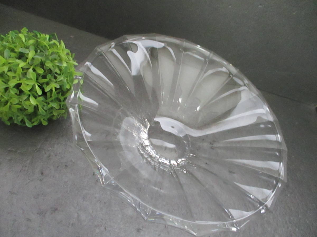 【レア】ガラスの大鉢 クリスタルガラス フルーツボウル コンポート 深皿 盛皿 器 シンプルライン スタイリッシュ 花器 フラワープレート_画像1