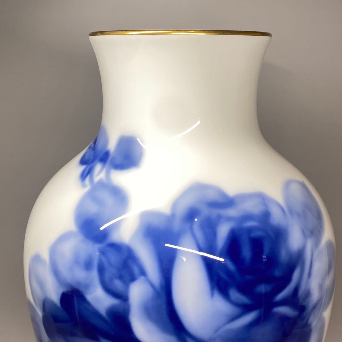 大倉陶園 ブルーローズ 花瓶 フラワーベース 花器 インテリア 金彩 薔薇 箱あり OKURA 高さ35cm_画像2
