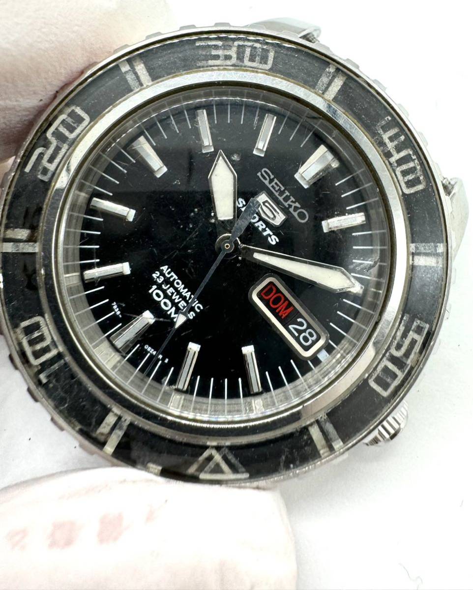 SEIKO セイコー5 SPORTS 自動巻き 腕時計 7S36-04N0 _画像1