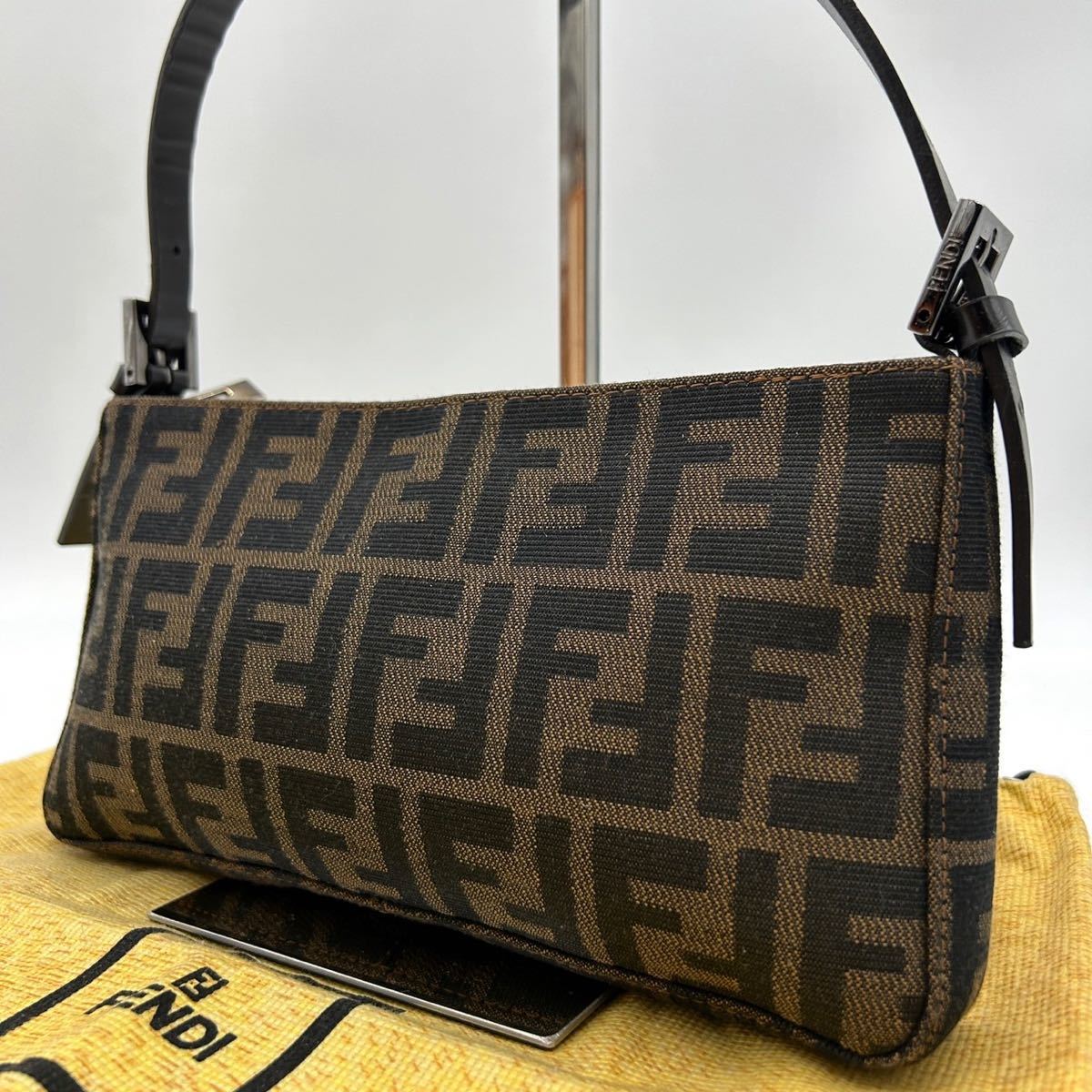 1円〜【極美品】フェンディ FENDI アクセサリーポーチ ズッカ ショルダーバッグ ハンドバッグ レザー キャンバス FF金具 ブラウン 肩掛け_画像1