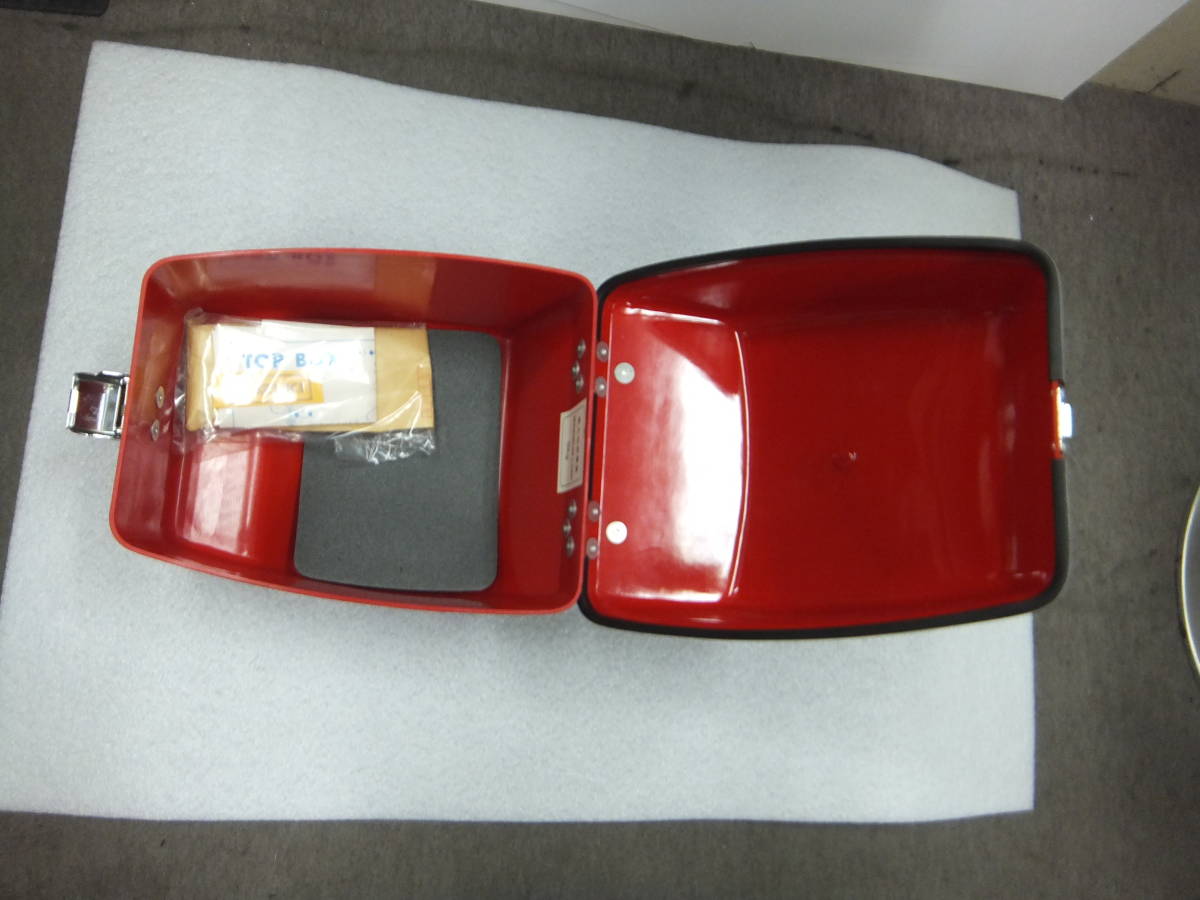 スズキ　ユニバーサルトップバッグ　ＵＮＩＶＥＲＳＡＬ　ＴＯＰ　ＢＡＧ　赤　トップボックス　純正　取付ステー付き　旧車レトロ_画像7