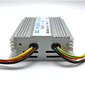 1円~ デコデコ DC DC コンバーター 24V → 12V 電圧変換器 15A 保護回路機能 冷却ファン付き 変圧器 トラック ナビ オーディオ 車 トラック_画像2