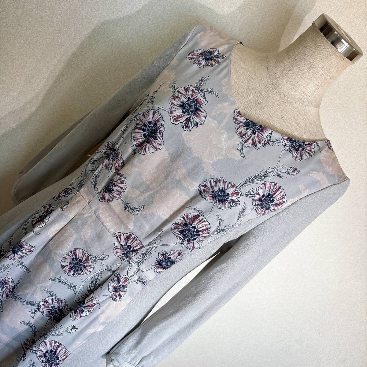 B707 new goods!#SunaUna SunaUna * light gray / floral print & jersey * One-piece #40