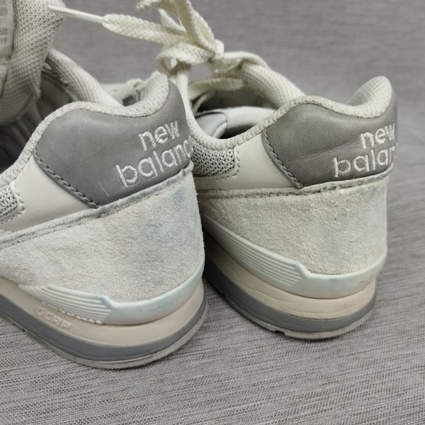 Z454 New Balance ニューバランス スニーカー 23.5cm ライトグレー CM996UH2 スエード メッシュ コンビ スポーツ カジュアル N ロゴ_画像8