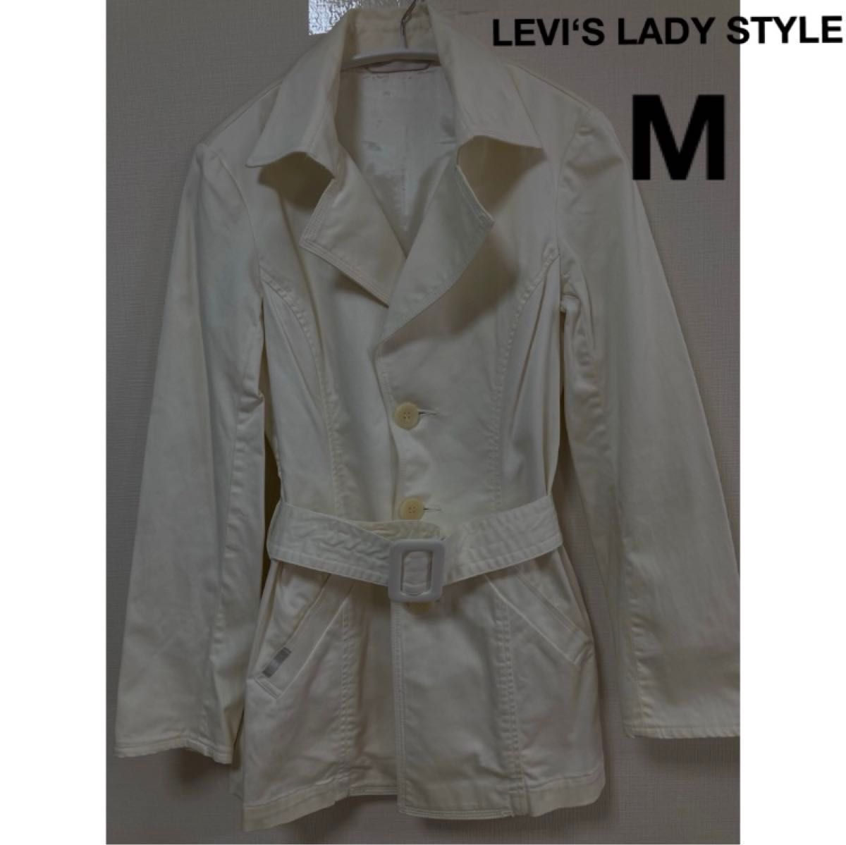 LEVI‘S LADYSTYLEレディーストレンチコート　アウター　ジャケット 上着長袖