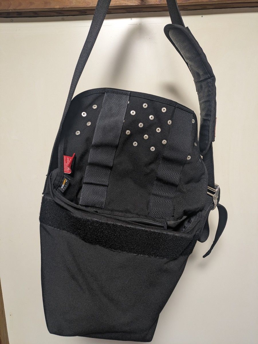 【美品】Manhattan Portage マンハッタンポーテージ 限定スタッズ メッセンジャーバッグ 