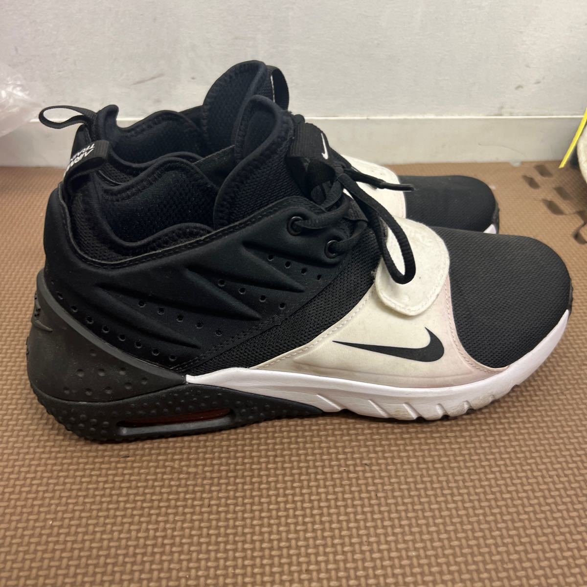 ◆《AP675》NIKE TRAINER1 AIRMAX メンズ 26.5cm スポーツスニーカー ランニングシューズ スニーカー_画像5