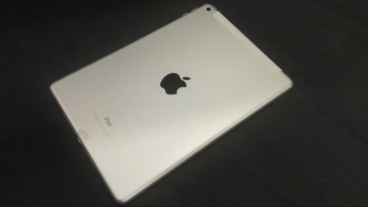 【動作品♪】Apple iPad 第5世代 32GB Wi-Fi+Cellular A1823(MP1L2J/A)シルバー_画像4