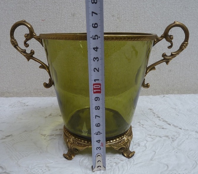 (*BM) Sand blast (0209-MG②)Dominic glass green legs attaching antique style vase green height 17. plain material handcraft raw materials base 