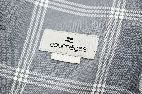 Y-7120★送料無料★美品★Courreges クレージュ★子供キッズ 入園式 卒園式 お受験 グレー チェック ロゴ フォーマル ジャケット 110cm_画像3