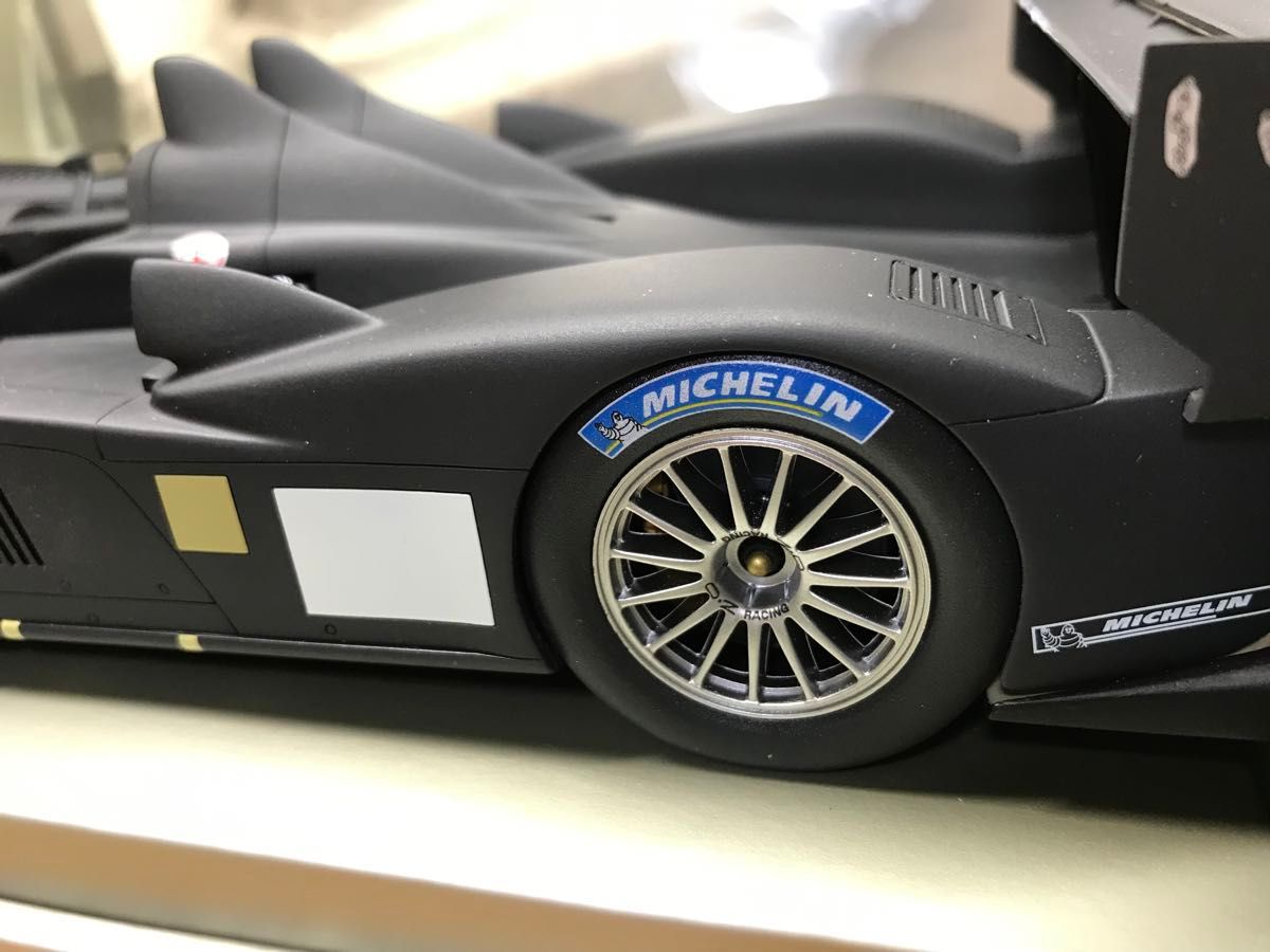 スパーク1/18  アウディR10 TDI TEST CAR 2006  絶版品　Audi spark  CAR