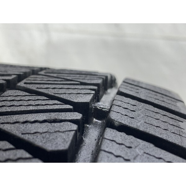 2020年製 8～9分山 ブリヂストン BLIZZAK DM-V3 225/65R17 102Q 4本/札幌市手渡し可/中古スタッドレスタイヤ(冬タイヤ) ハリアー等 F_128_画像7