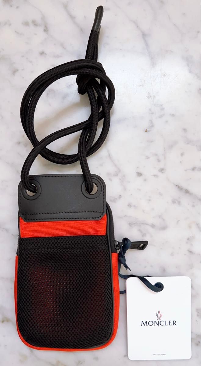 MONCLERモンクレール スマホショルダー フォンポーチ ポシェット MONCLERモンクレール スマホショルダー フォンポーチ ポシェット