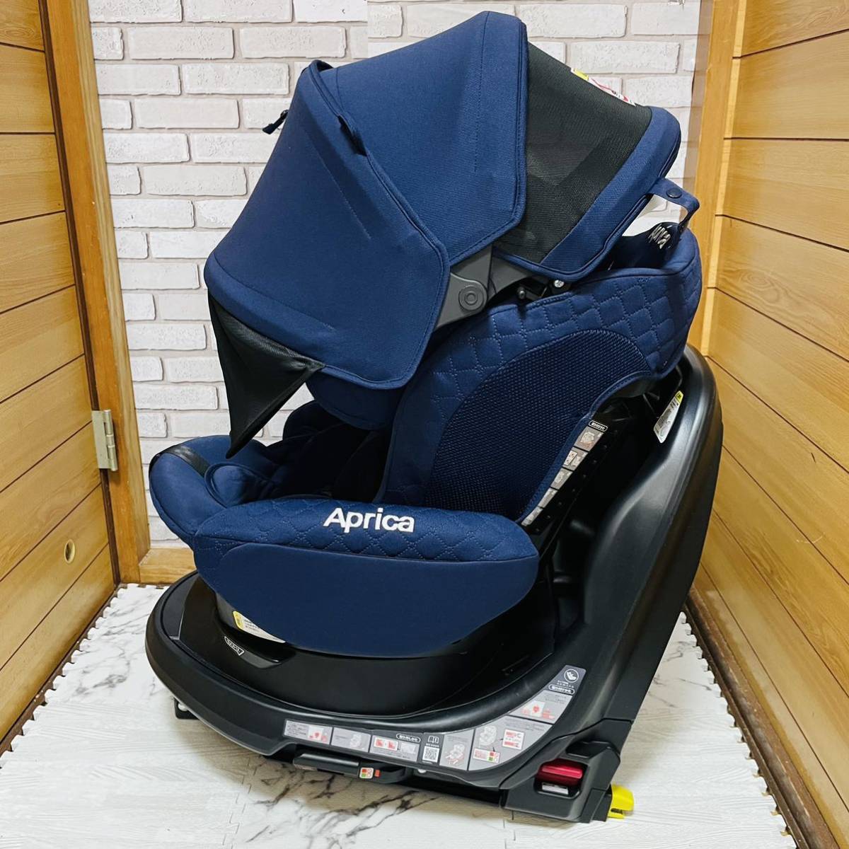 即決 使用5ヶ月 美品 アップリカ フラディアグロウISOFIX プレミアム チャイルドシート 送料込み 4500円お値引きしました 手洗い済み_画像8