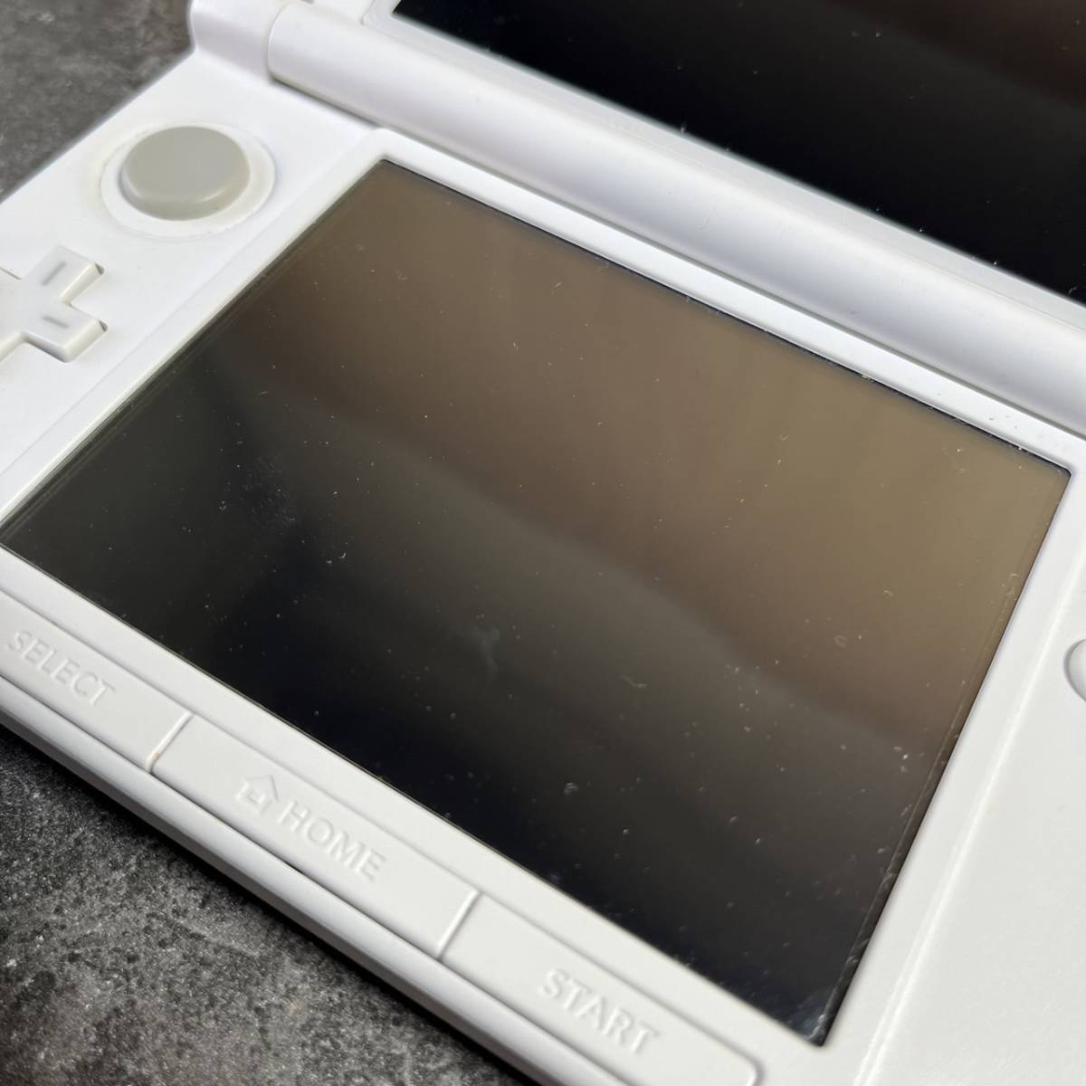 ☆動作品 Nintendo ニンテンドー 3DS LL ピンク×ホワイト ゲーム ゲーム機 本体のみ(中古品/現状品/保管品)☆_画像8