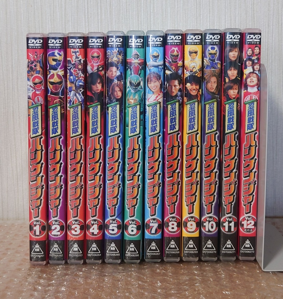 Yahoo!オークション - K-54 忍風戦隊ハリケンジャー DVD 全12巻 Yahoo!オークション - K-54 忍風戦隊ハリケンジャー DVD 全12巻