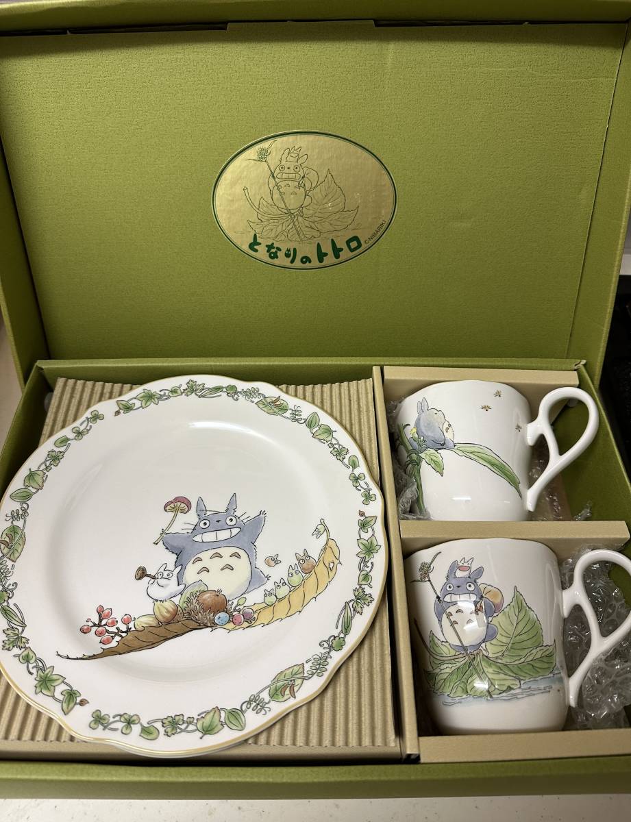 未使用品！ Noritake ノリタケ となりのトトロ 皿×2 マグカップ×2 ペアセット_画像1