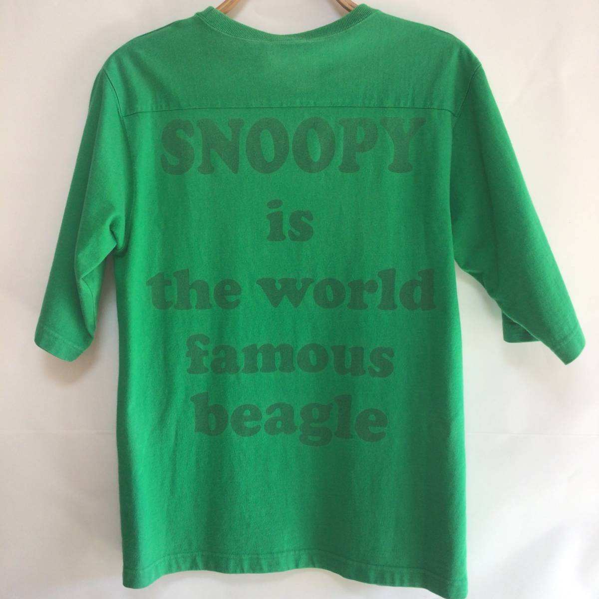 PEANUT・ SNOOPY is the world famous beagle フットボール Tシャツ size M _画像4