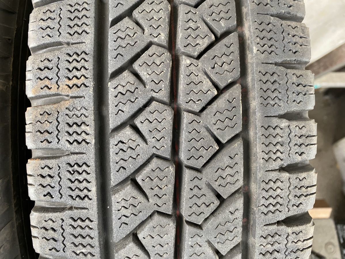 ク4039　送料無料☆深溝スタッドレス　BRIDGESTONE ブリヂストン BLIZZAK VL1　195/80R15 107/105L LT　4本価格　2022年製_画像7