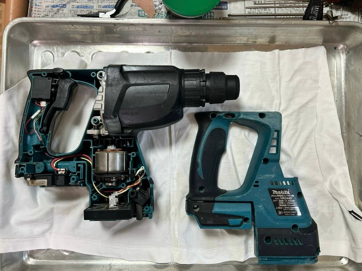 マキタ makita HR244D 充電式ハンマドリル 18V 電動工具|Yahoo マキタ makita HR244D 充電式ハンマドリル 18V 電動工具|Yahoo