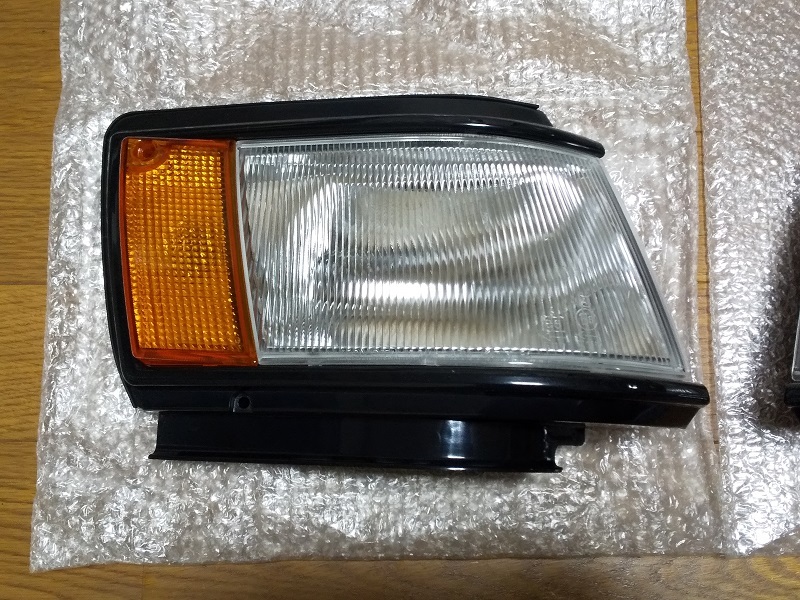 AE86　レビン　後期用　ウインカーレンズ　左右セット 　純正　新品　ASSY　LEVIN 　ターンシグナルランプ TRUENO トレノ コーナランプ_画像2