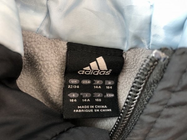 adidas Adidas Kids задний большой Logo bench пальто 160 чёрный бледно-голубой 