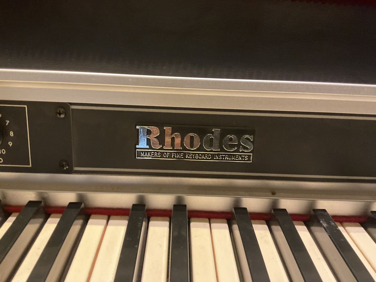  редкий! редкость!Fender крыло Rhodes rose 7 электронное пианино Seventy Three Rhodes JFR 7710 усилитель made in USA фортепьяно 