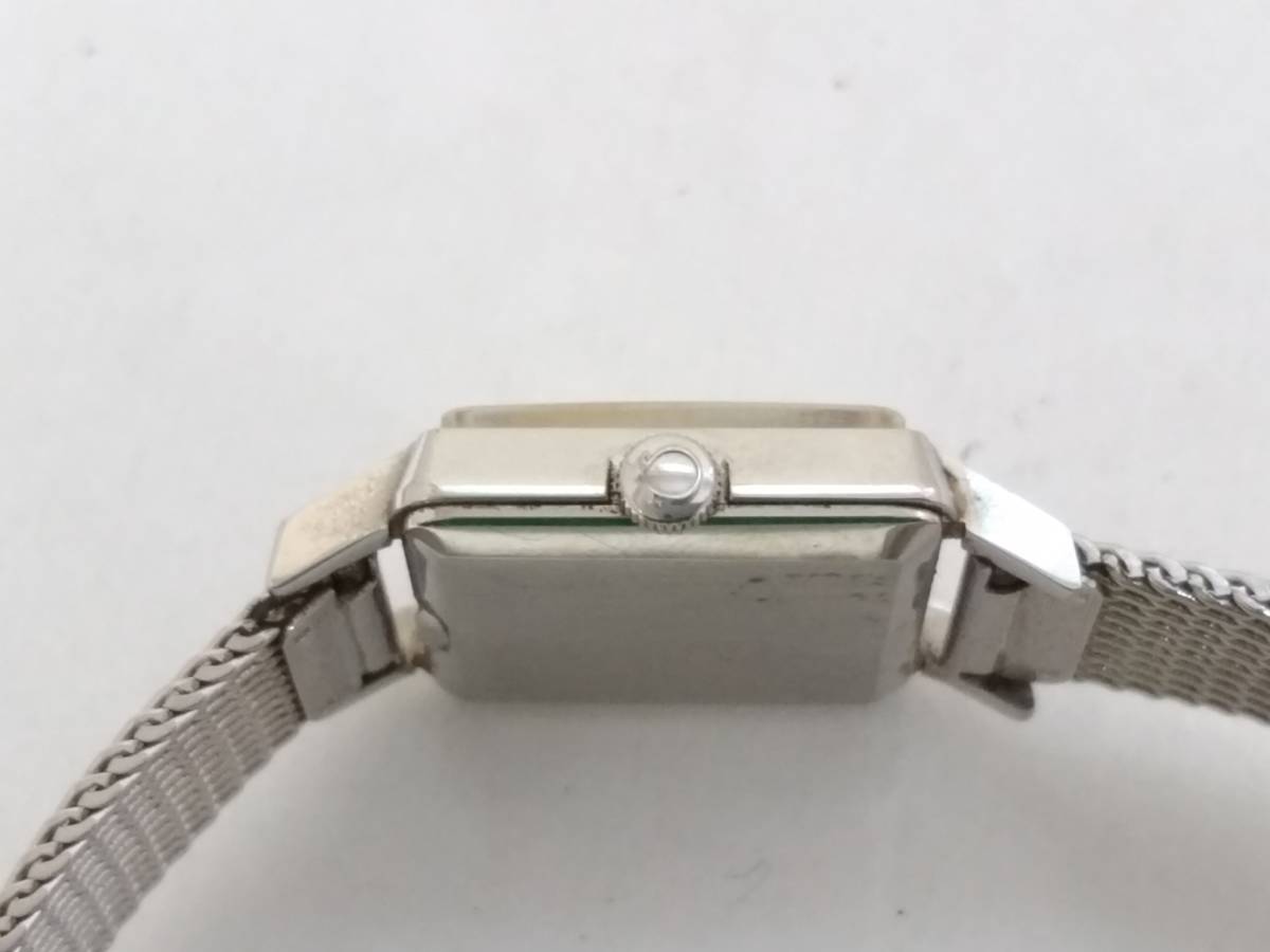 【ジャンク品】OMEGA オメガ 511.022 ヴィンテージ 手巻き スクエアフェイス 腕時計/2針/風防Ω透かしマーク有/リストウォッチ/06KO013108_画像4