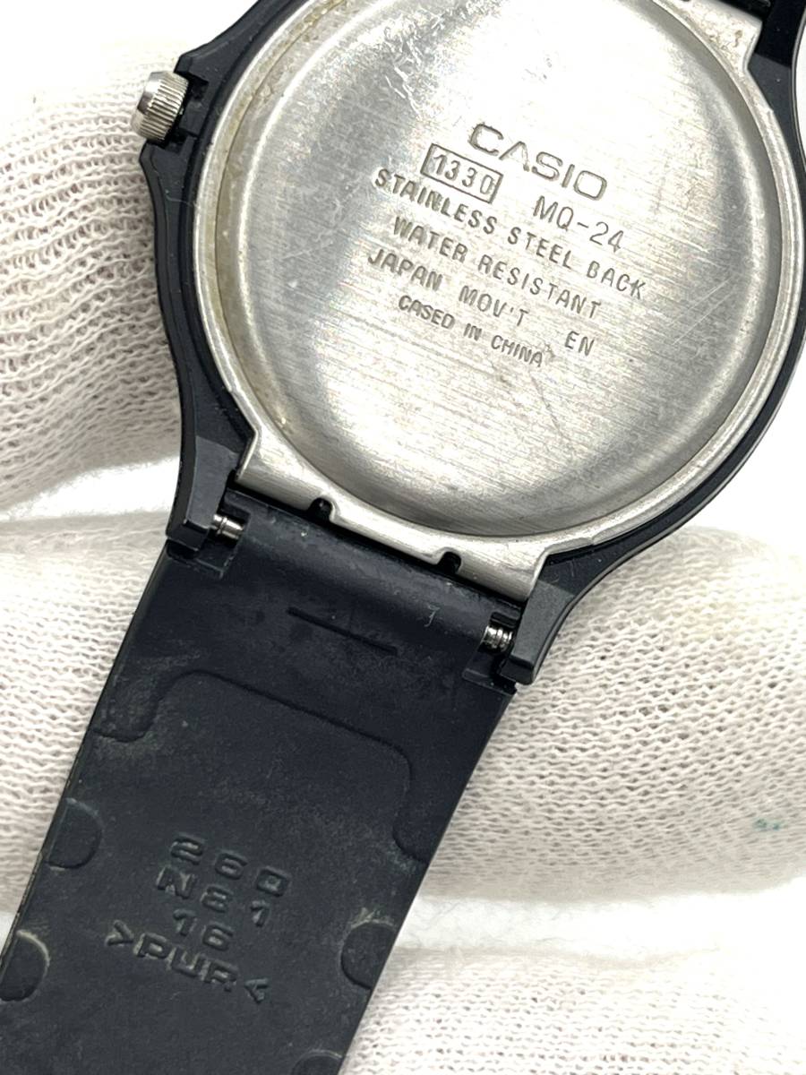 【電池切れ】CASIO カシオ クォーツ 腕時計 白文字盤 ラウンド ベルトブラック ボーイズサイズ MQ-24 ②の画像2