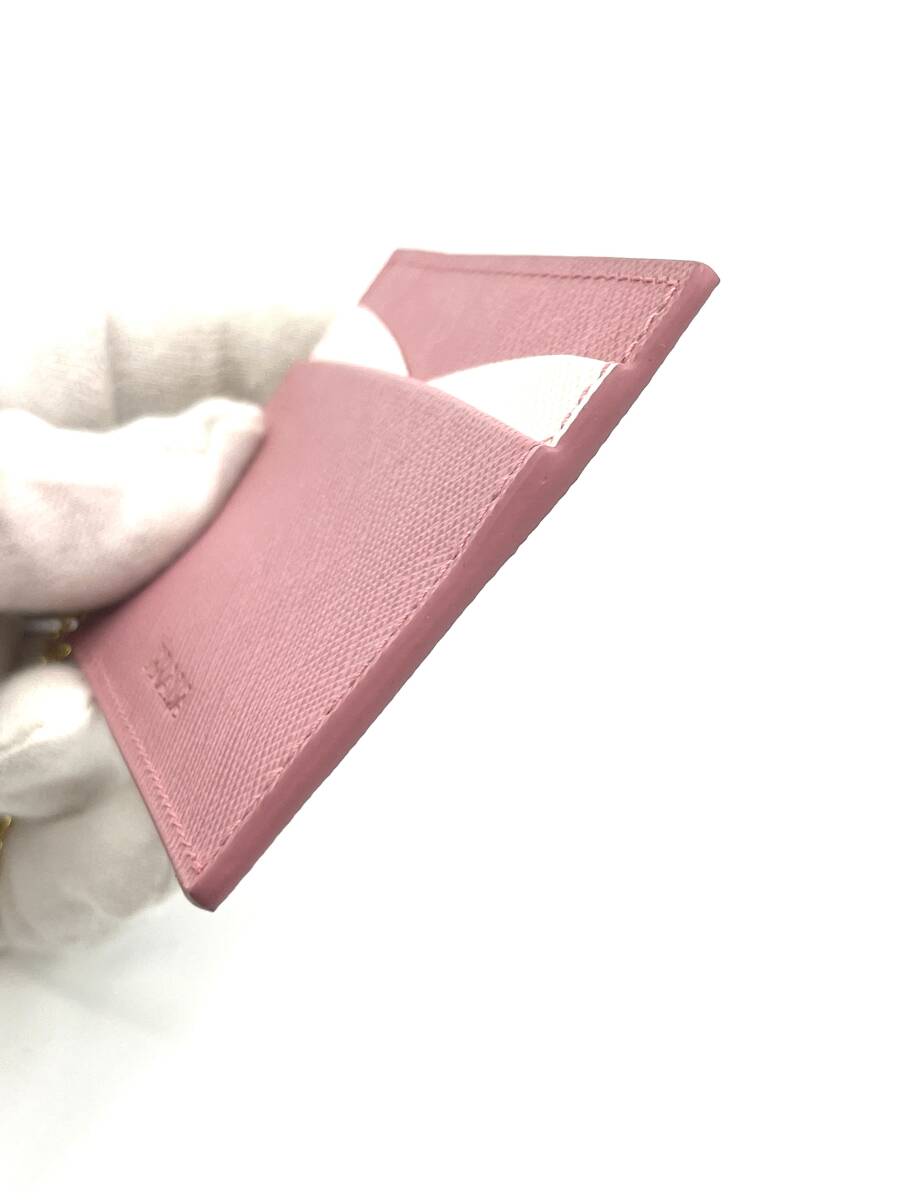 PRADA プラダ ピンク 長財布付属品 チェーン付きカードケース PRADA プラダ ピンク 長財布付属品 チェーン付きカードケース